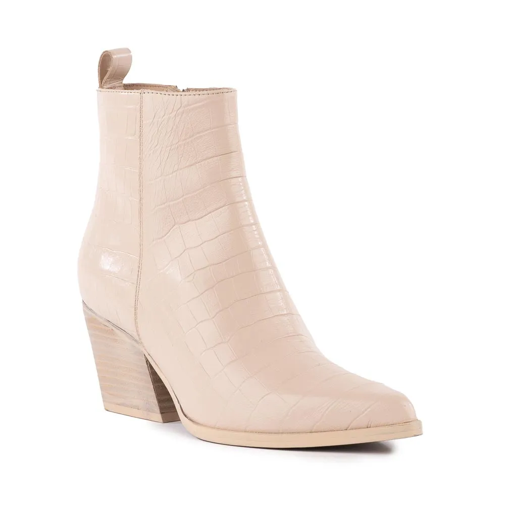 Seychelles Aboard Boot in Cream Croco Leather