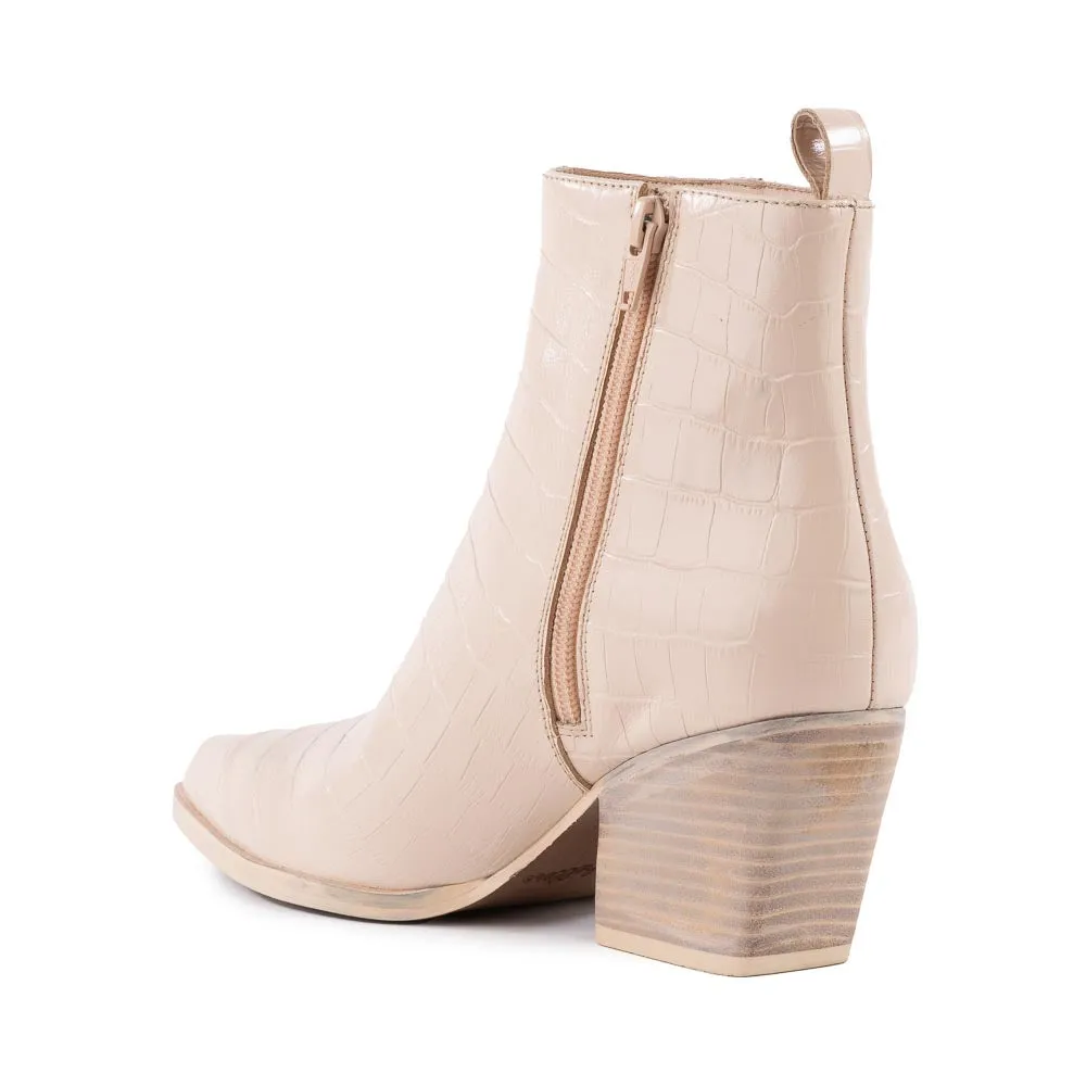 Seychelles Aboard Boot in Cream Croco Leather
