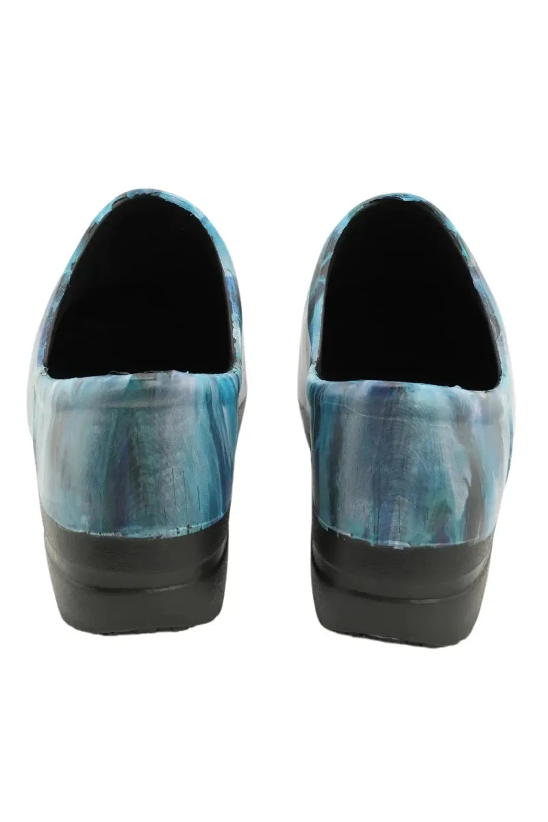 StepZ Women's Slip Resistant Nurse Clogs | Azure Feathers