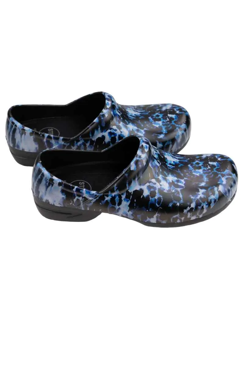 StepZ Women's Slip Resistant Nurse Clogs | Midnight Blues