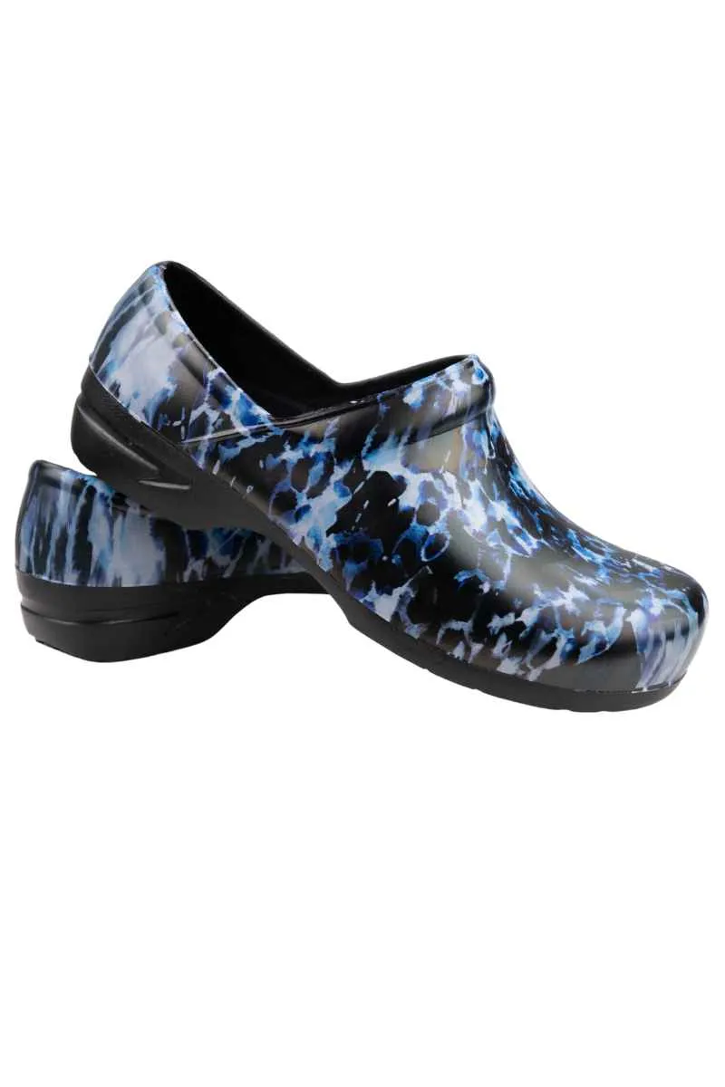 StepZ Women's Slip Resistant Nurse Clogs | Midnight Blues