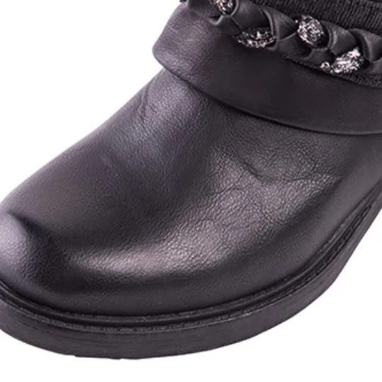 Women's Autumn/Winter Round Toe Ankle Boots With Metal Decorations